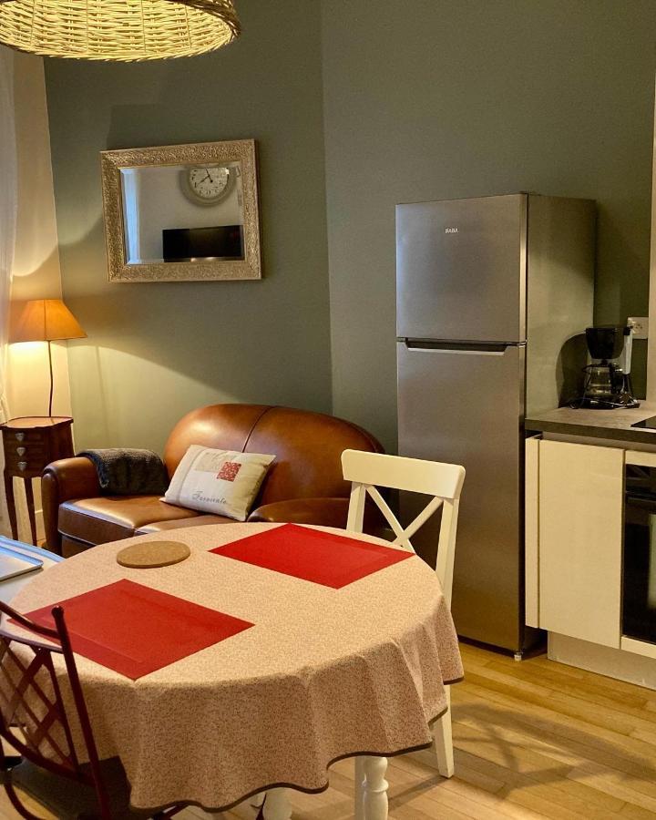La Maison Virginie 1 A 2 Pers Charmant Hyper Centre- Cour- Parking- Linge- Fibre- Proximite Lac Canal Piscine Montargis Ngoại thất bức ảnh